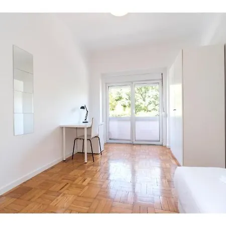 Houze_4 Bedroom Near Jardim Zoologico Lägenhet